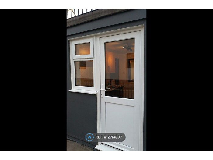 1 Bedroom Flat To Rent In Oxford Street, Brighton, BN1