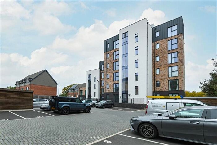 2 Bedroom Apartment To Rent In Riverside, West Bridgford, NG2