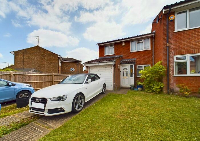 3 Bedroom Property To Rent In Haslam Close, Uxbridge, UB10