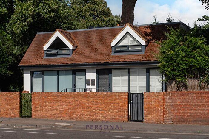1 Bedroom House To Rent In Springside, Epsom, KT17