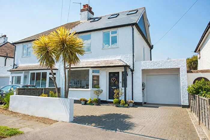 4 Bedroom Semi Detached House For Sale In Pier Avenue, Herne Bay, Kent, CT6