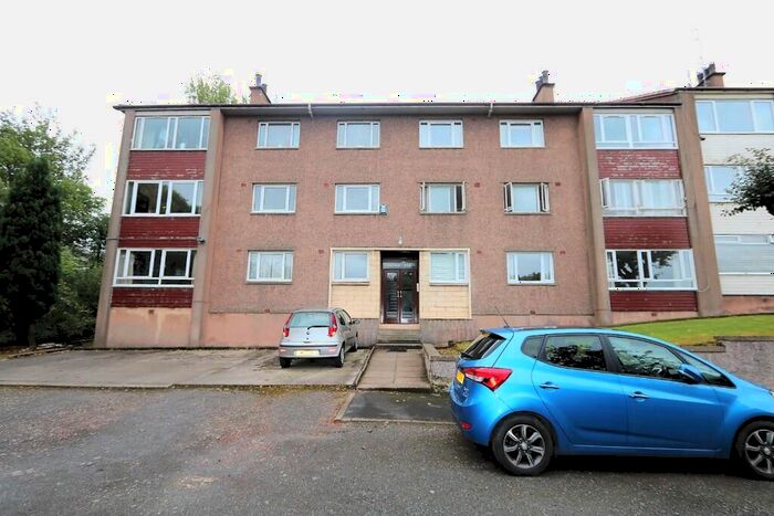 3 Bedroom Flat To Rent In Cleveden Place, Glasgow, G12