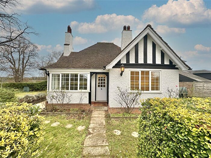 3 Bedroom Bungalow To Rent In Woodhall Lane, Shenley, Radlett, Hertfordshire, WD7