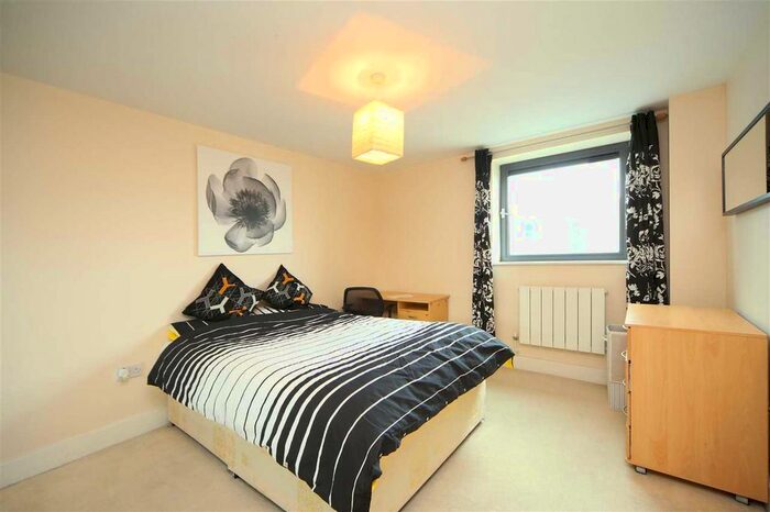 2 Bedroom Flat To Rent In Flat 259, 41 Millharbour, Docklands E14