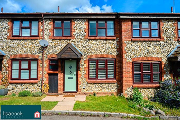 3 Bedroom Terraced House For Sale In The Flintings, Gaddesden Row, HP2