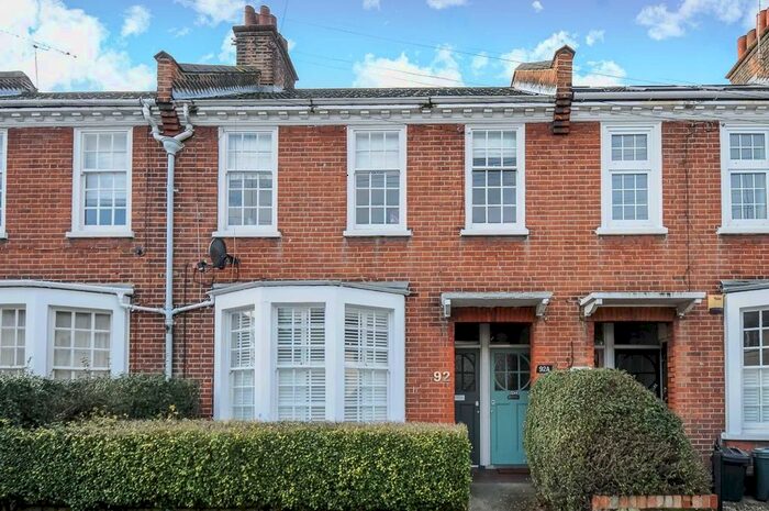 3 Bedroom Flat To Rent In Swaby Road, London, SW18