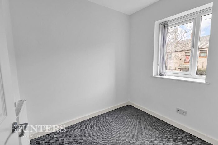 2 Bedroom Terraced House For Sale In Oldham Road, Royton, Oldham, OL2