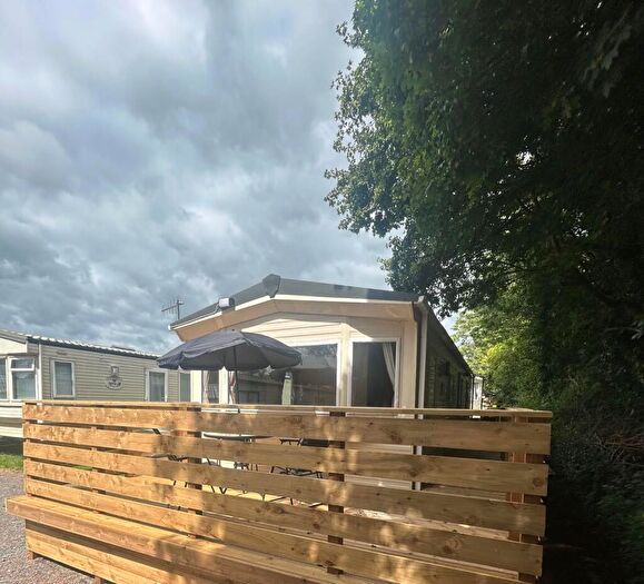 2 Bedroom Caravan For Sale In Newton Stewart, Dumfries And Galloway, DG8