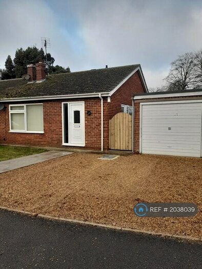 2 Bedroom Bungalow To Rent In Shelduck Drive, Kings Lynn, PE31