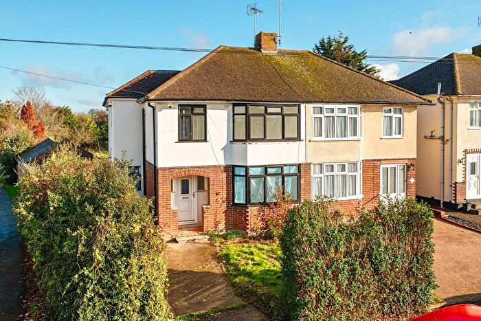 3 Bedroom Semi Detached House For Sale In Osborne Road, Willesborough, TN24