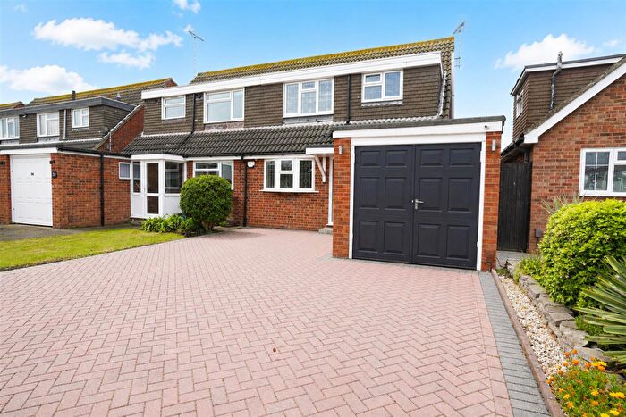 3 Bedroom Property To Rent In Admirals Walk, Shoeburyness, Southend-On-Sea, SS3