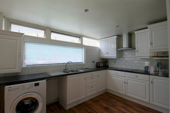 3 Bedroom Property To Rent In Berne Road, Thornton Heath, CR7