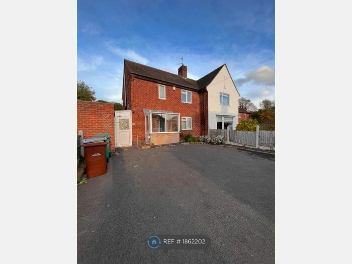 3 Bedroom Semi-Detached House To Rent In Whitemoss Close, Nottingham, NG8