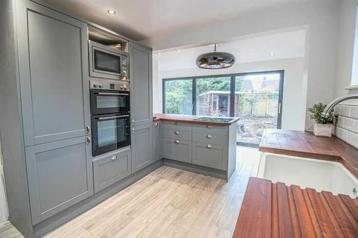 2 Bedroom Semi-Detached House To Rent In Cornwall Gardens, Braintree, CM7