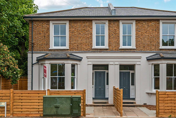 3 Bedroom Semi-Detached House For Sale In Portland Road, Kingston Upon Thames, KT1
