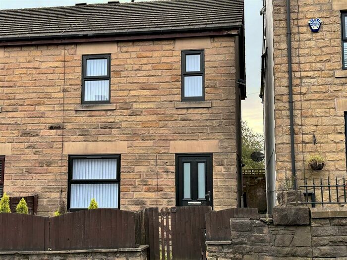3 Bedroom End Of Terrace House To Rent In Albion Road, New Mills, High Peak, SK22