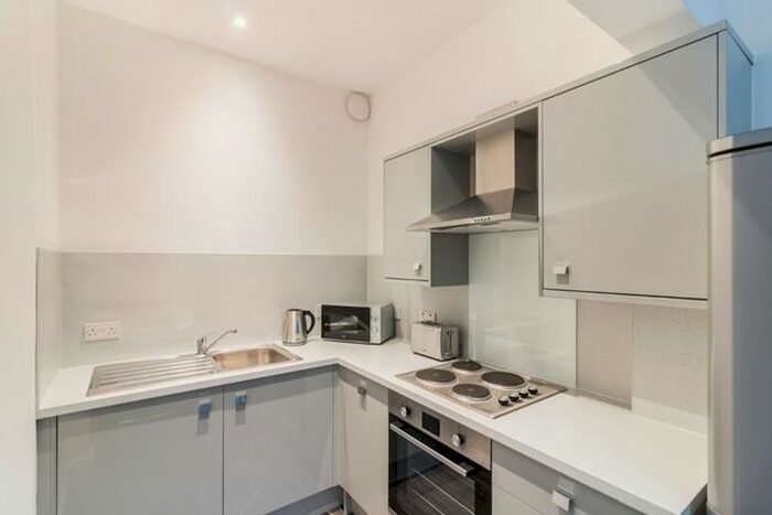 2 Bedroom Flat To Rent In Park Avenue, Stobswell, Dundee, DD4