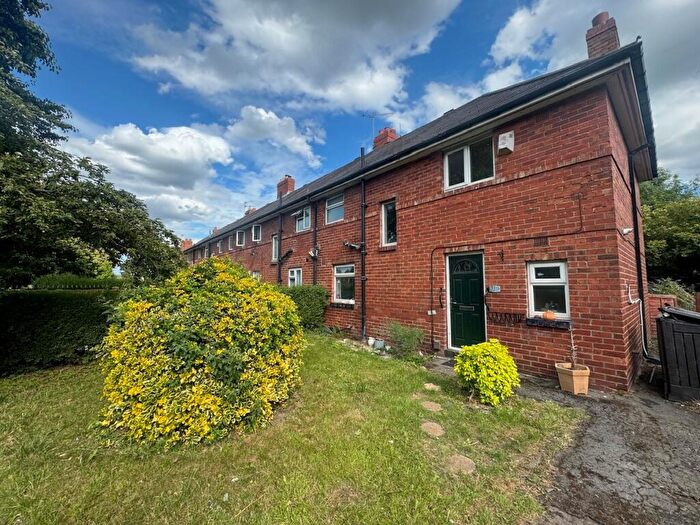 3 Bedroom House To Rent In Easterly Road, Leeds, LS8