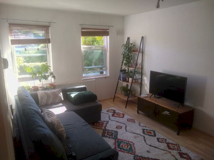 1 Bedroom Flat To Rent In Manor Mount, London, SE23