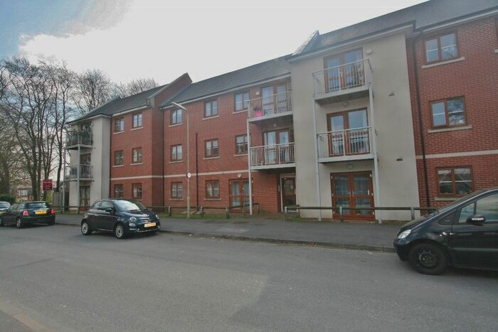 2 Bedroom Flat To Rent In Park Prewett Road, Basingstoke, RG24