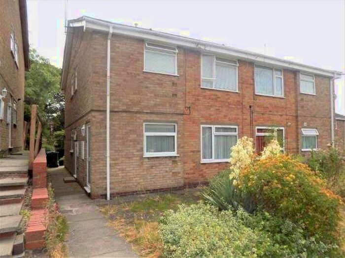 2 Bedroom Maisonette Flat To Rent In Vicarage Close, Birmingham, West Midlands, B42