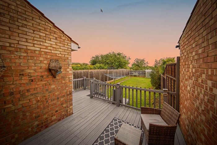 3 Bedroom Semi-detached House For Sale In Castle Road, Ipswich, IP1