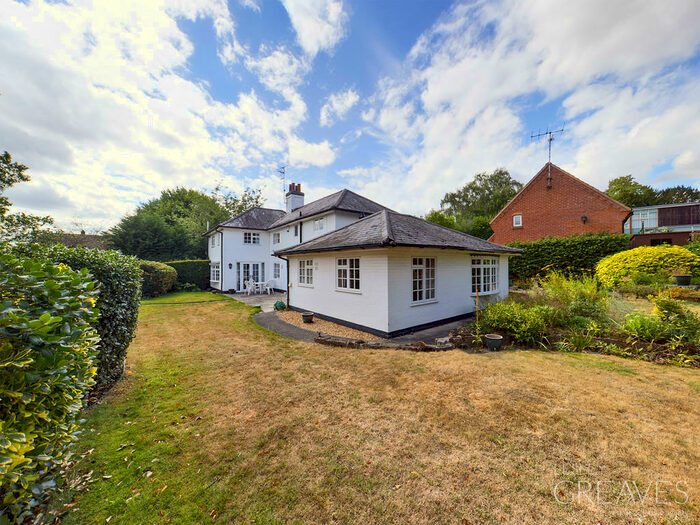 Houses for sale & to rent in NG14 5BX, Covert Close, Burton Joyce And