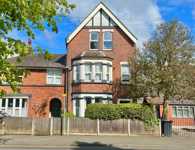 1 Bedroom Apartment To Rent In Highland Avenue, Brentwood, CM15