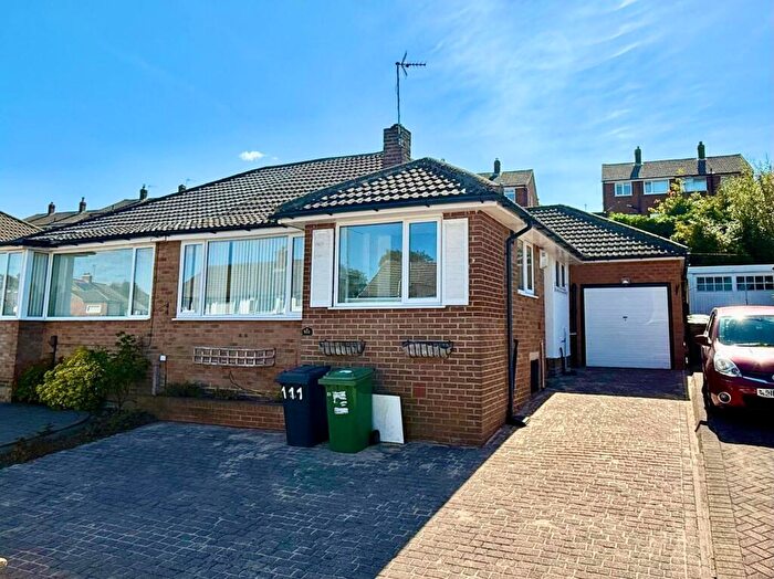 2 Bedroom Bungalow To Rent In Moseley Wood Gardens, Leeds, West Yorkshire, Uk, LS16
