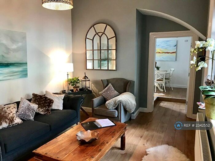 2 Bedroom Flat To Rent In Fulwood Road, Sheffield, S10