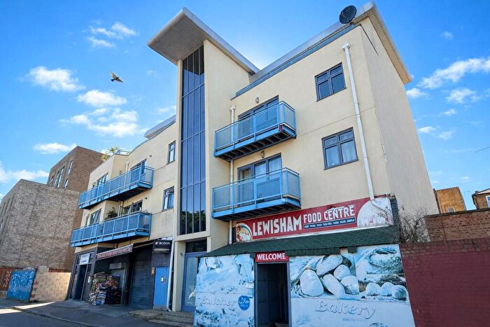 1 Bedroom Flat For Sale In Clipper Way, London, SE13