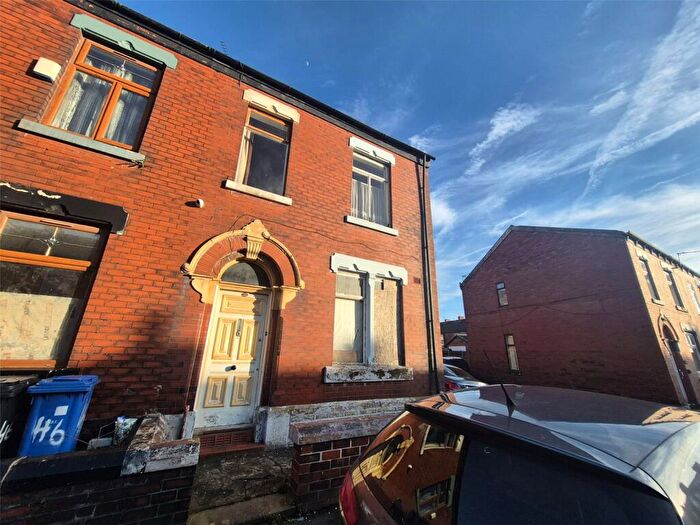 2 Bedroom End Of Terrace House For Sale In Romney Street, Ashton-under-Lyne, Greater Manchester, OL6