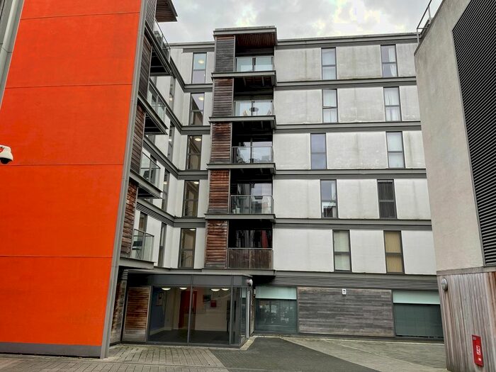 1 Bedroom Flat To Rent In Merrivale Mews, Milton Keynes, Buckinghamshire., MK9