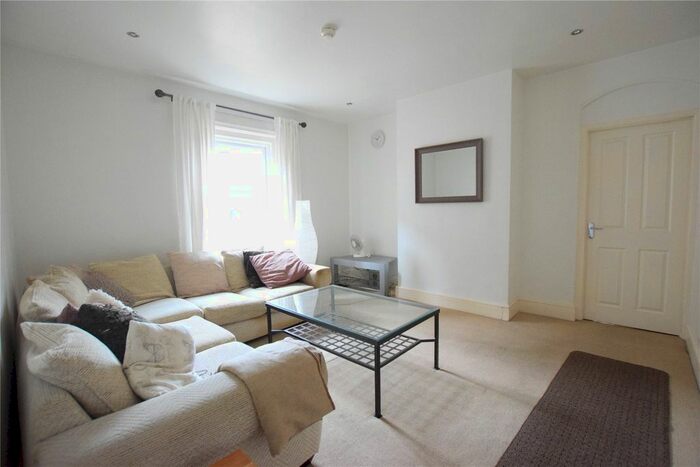 1 Bedroom Flat To Rent In London Road, Reading, Berkshire, RG1