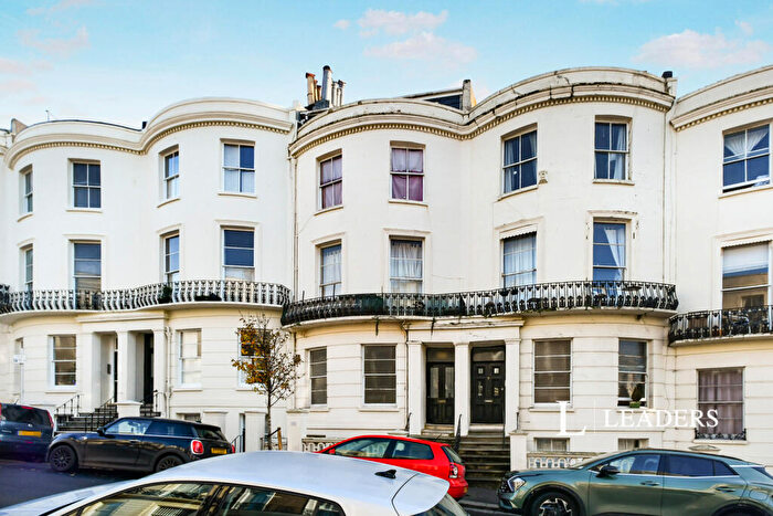 2 Bedroom Flat To Rent In Brunswick Road, Hove, East Sussex, BN3