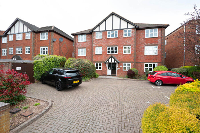 1 Bedroom Apartment To Rent In Mulgrave Road, Belmont, Sutton, SM2