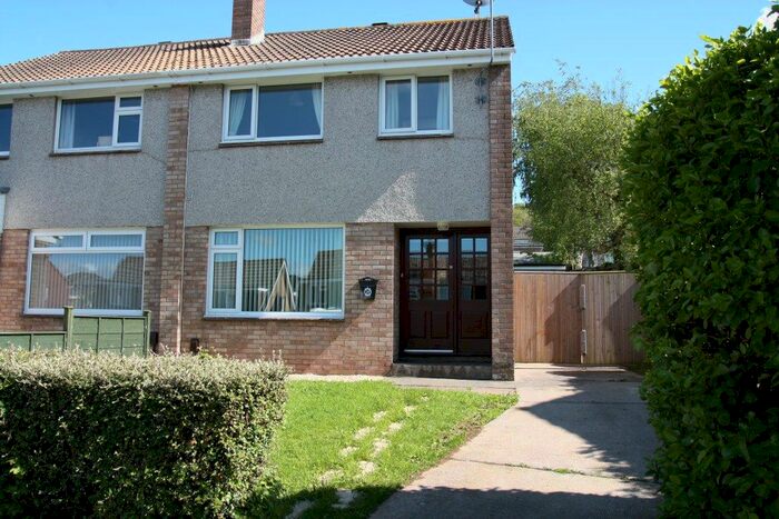 3 Bedroom End Of Terrace House To Rent In Andurn Close, Plymouth, PL9