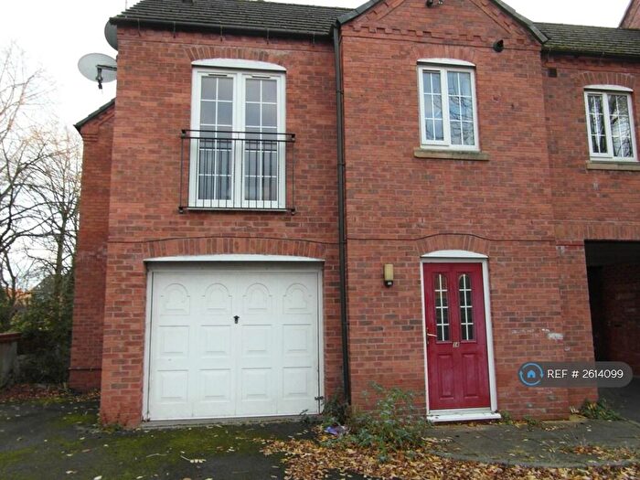 2 Bedroom Flat To Rent In Beoley Road West, Redditch, B98