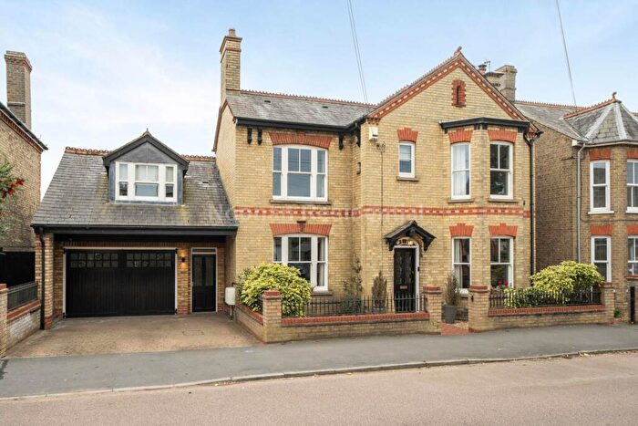 5 Bedroom Detached House For Sale In Avenue Road, St Neots, PE19