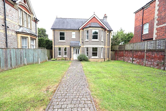 4 Bedroom Detached House To Rent In Alexandra Road, Reading, RG1