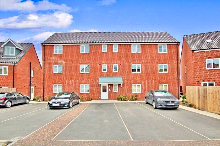 2 Bedroom Flat To Rent In Bourges Court, Sprowston, Norwich, NR7
