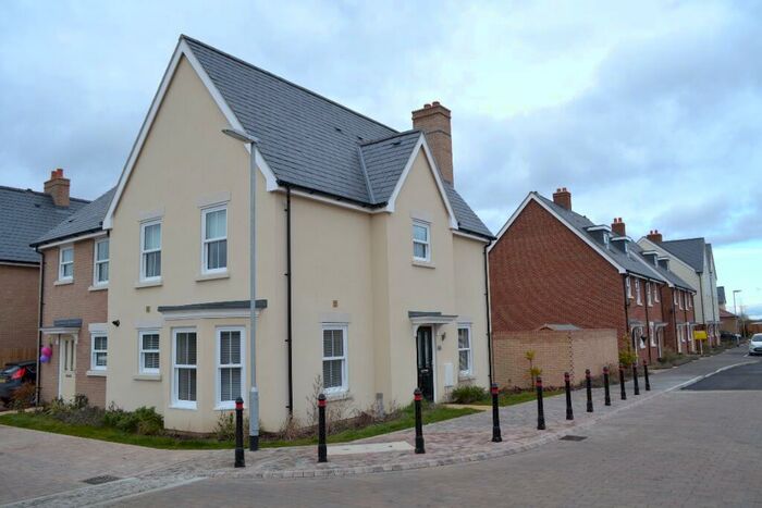 4 Bedroom Semi-Detached House To Rent In Sherrington Grove, Biggleswade, SG18