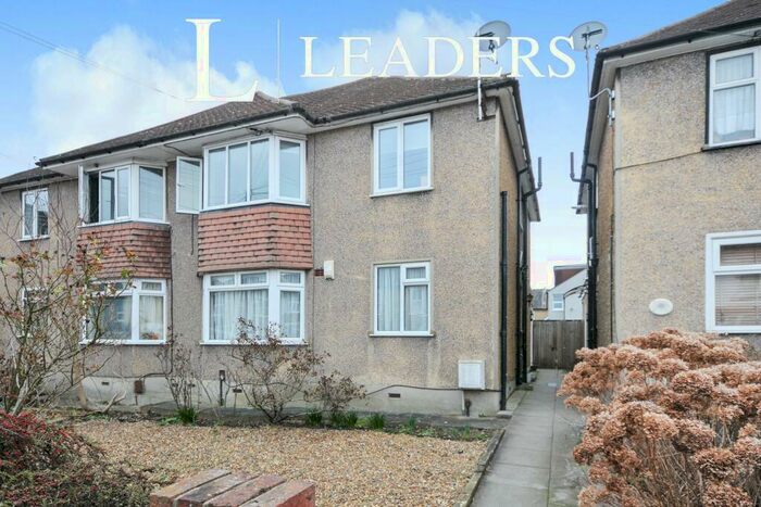 2 Bedroom Maisonette To Rent In Addison Road, Bromley, BR2