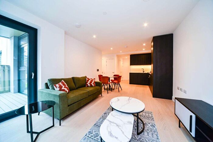 1 Bedroom Flat To Rent In Hewson Way, Elephant And Castle, London, SE17