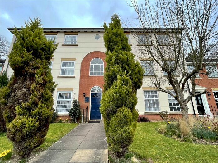 2 Bedroom Flat To Rent In Nightingale Way, Apley, Telford, Shropshire, TF1