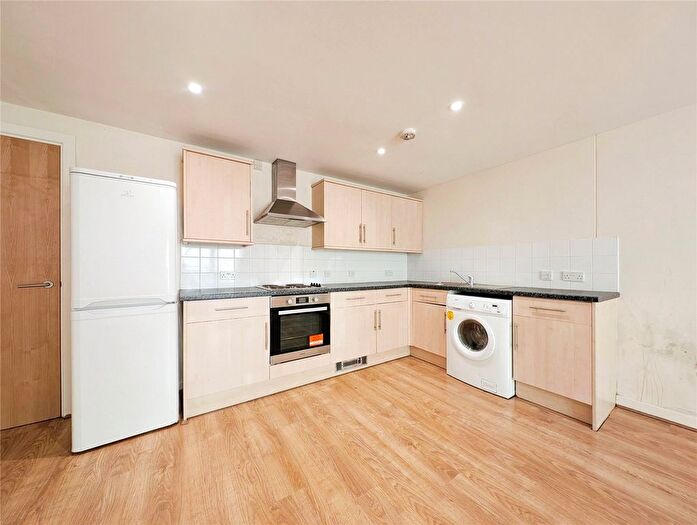2 Bedroom Flat For Sale In Ouseburn Wharf, St. Lawrence Road, Newcastle Upon Tyne, Tyne And Wear, NE6