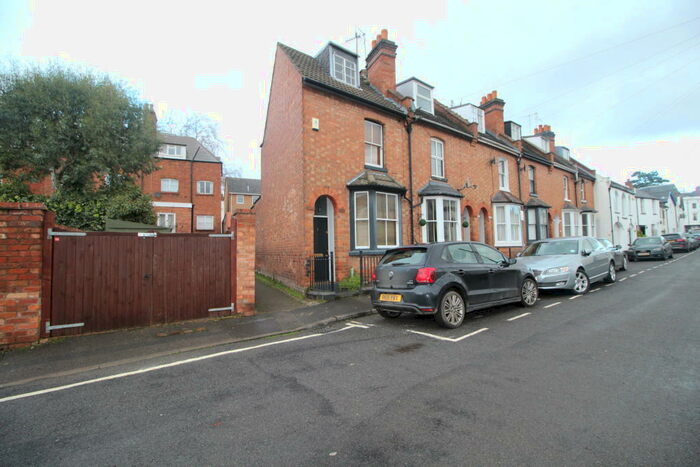 2 Bedroom End Of Terrace House To Rent In Cross Street, Leamington Spa, CV32