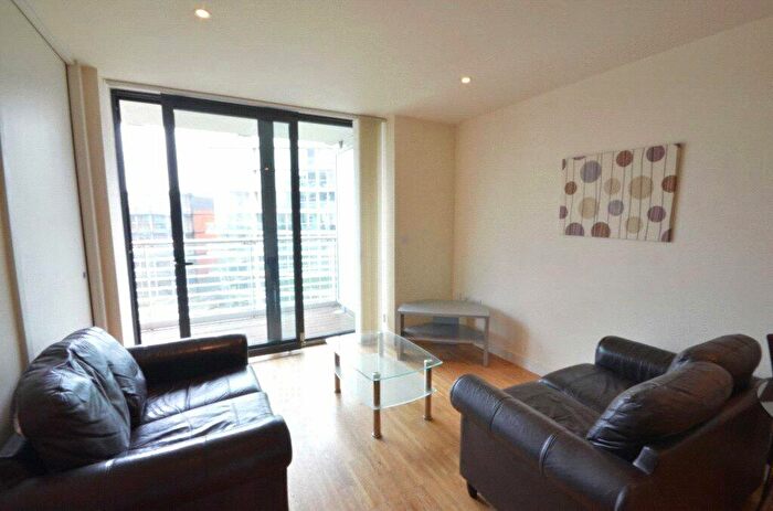 1 Bedroom Apartment To Rent In St Georges Island, Kelsoe Place, Manchester, M15