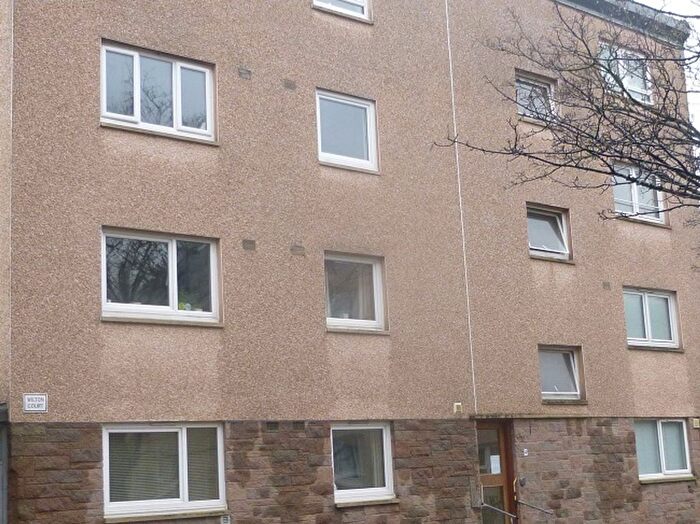 2 Bedroom Flat To Rent In Wilton Court, Glasgow, G20