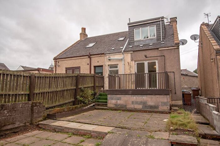 2 Bedroom Property For Sale In Station Road, Lochgelly, KY5